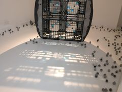 -胶囊画廊