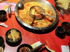 -谭鸭血老火锅(万象九宜城店)
