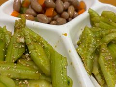 -平娃三宝烧烤·面食(南小街店)