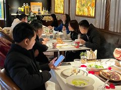 -Mogul Eatery·大亨餐酒馆