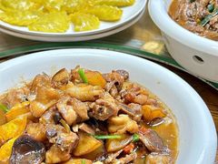 -明月食府(二区干二路店)