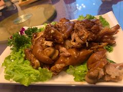 老汤酱猪蹄-北平味道.京味菜.烤鸭(梨园店)
