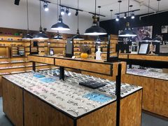 -罗伯特眼镜·蔡司官方授权(罗湖国贸店)