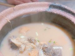 -霄汉牛三鲜湖北砂锅菜(万松园2店)