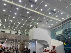 大厅-UnHair Salon