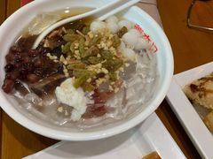 玫瑰红糖冰粉-蓉李记成都名小吃(合肥包河万达店)