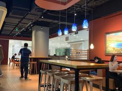 大堂-The Habit Burger Grill 哈比特汉堡(复兴soho店)