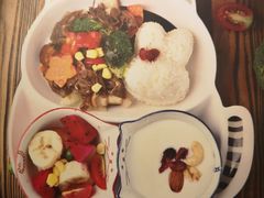 -山有花啡餐厅(常营总店)