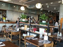 -ROAST coffee & eatery