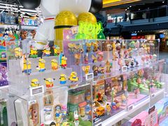 -泡泡玛特POPMART(侨福芳草地店)