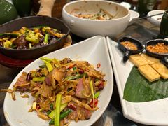 -云海肴·汽锅鸡·云南代表菜(天山百盛优客店)