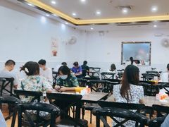 大堂-贞姨美食·老字号海鲜大排档