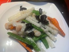 -魏铭鱼头捞饭(晋阳路店)