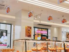 面包甜点陈列柜-味多美(江桥万达店)