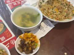-扬二春炒饭(国庆路总店)