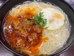 招牌辣肉面-上味馆南翔小笼(真金路店)