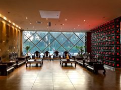 -八府香鸭·啫啫煲(华山路店)