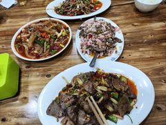 -九九牛肉馆(南山路店)