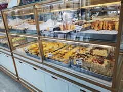 面包甜点陈列柜-爱德顺糕点食屋(利民道店)