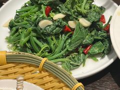 -叶芭蕉·铜锅酸汤牛肉(高铁吾悦店)