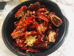 -臻鲜燕海鲜融合餐厅(金陵style店)