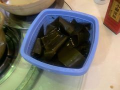 -渝君重庆火锅(嘉宾路店)