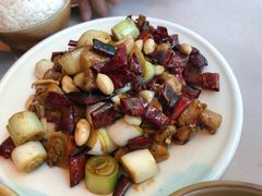 -龙门阵茶屋川菜馆(武康路店)
