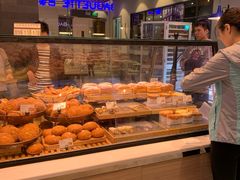 -巴黎贝甜(大宁国际商业广场店)