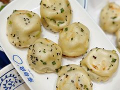 -李与白包子铺(桐梓林店)