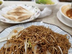 咸牛肉多士-喜莲咖啡