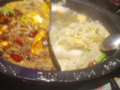 -山城鼎重庆老火锅(西安钟楼店)