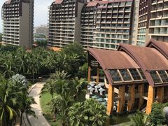 -三亚湾海居铂尔曼度假酒店