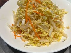 白菜海蜇皮-1937青岛老味道·海肠捞饭·青岛菜(大鲍岛栈桥店)