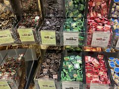 -VENCHI 闻绮(北京国贸商城店)