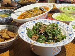 -琥珀老六龙虾(四里河店)