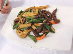 杏鲍菇炒牛柳-朱仔记食府(江南大道店)