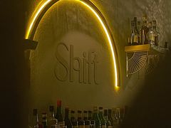 -Shift cocktail bar鸡尾酒吧
