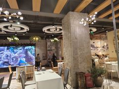 -香山湖家家宴(中山陵店)
