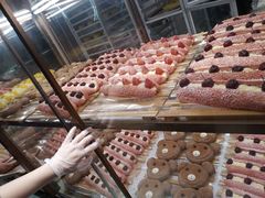 -奈雪的茶(亨特国际广场店)