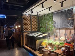 -洞庭土菜小炒馆(易发广场店)