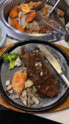 自由港时尚自助餐厅(德辰时代广场店)-"去年过来用餐一次,菜品不是很