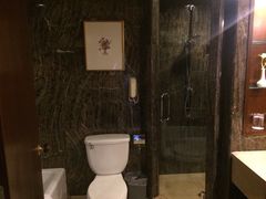 iphone_upload_pic-月亮河温泉度假酒店