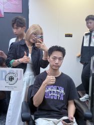 -藤野造型专业烫染接发