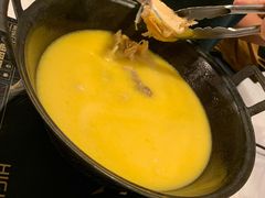 -鲜入围煮花胶鸡海鲜火锅