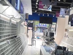 -诺柯视眼镜-蔡司依视路官方工厂店(淞南一店)