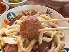 -任记七中刀削面(总店)