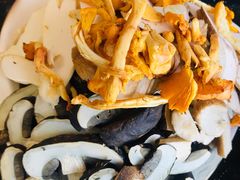 野生菌拼盘-野菌皇海景野生菌火锅(滨海大道店)