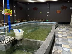 -光头佬室内钓虾场·烧烤·团建·亲子(中山八路店)
