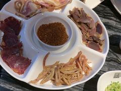 -老船舫·现做活鲜鱼馆(东郊记忆店)