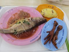 清蒸鲈鱼-清华澜园教工餐厅